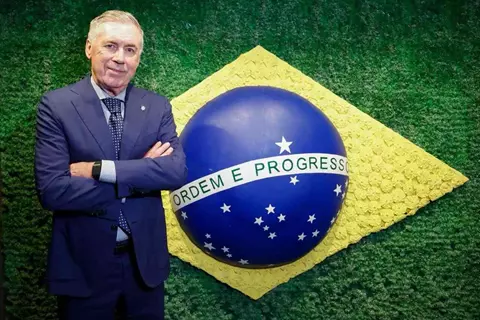 قبل مونديال 2026.. الاتحاد البرازيلي يعلن تمديد عقد كارلو أنشيلوتي